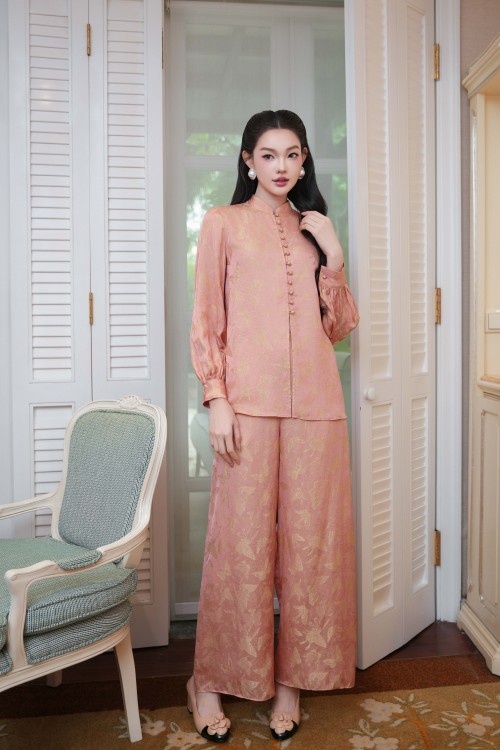 Sixdo Pink Silk Blouse & Pants